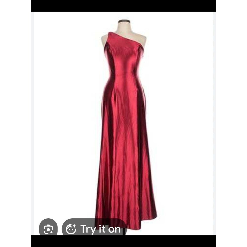 Jules & Cleo Elegant One-Shoulder Red Satin Evening Gown Size 6